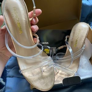 BRAND NEW IN BOX Clear Rose Gold Heels
